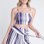 Ensemble 2 pièces à rayures et cravate pour femme